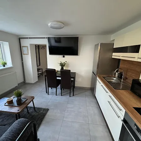 50m2 Garden Parking Free