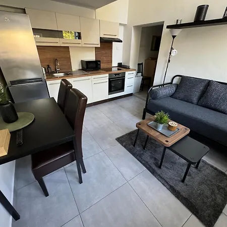 Apartment 50m2 Garden Parking Free Nové Jirny